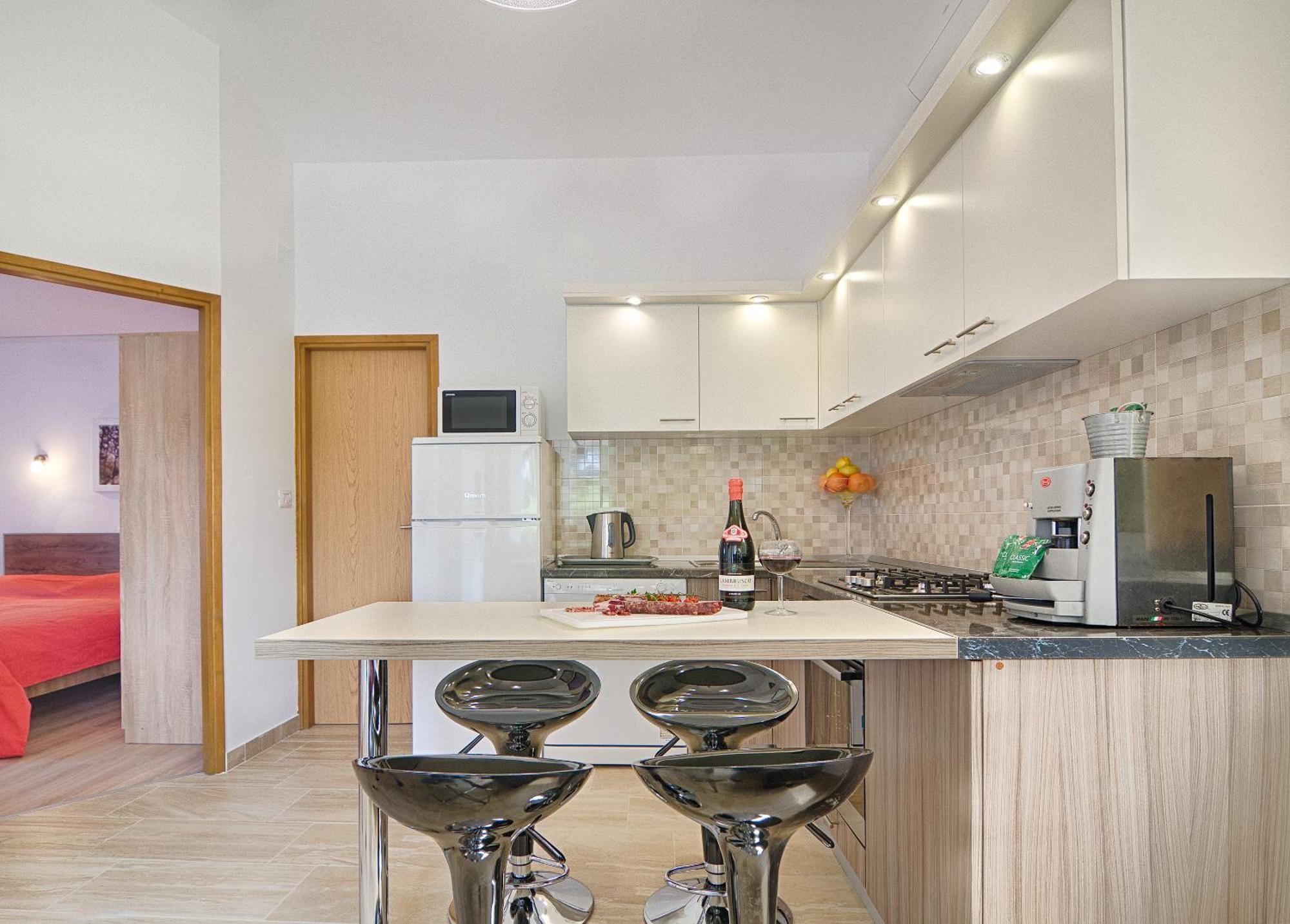 Holiday Home Kerniat Пула Екстер'єр фото